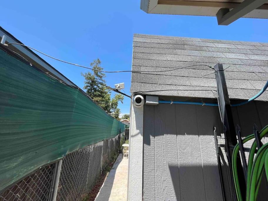 Appartamento Charming Casita All Too Yourself Near Midtown Sacramento Esterno foto